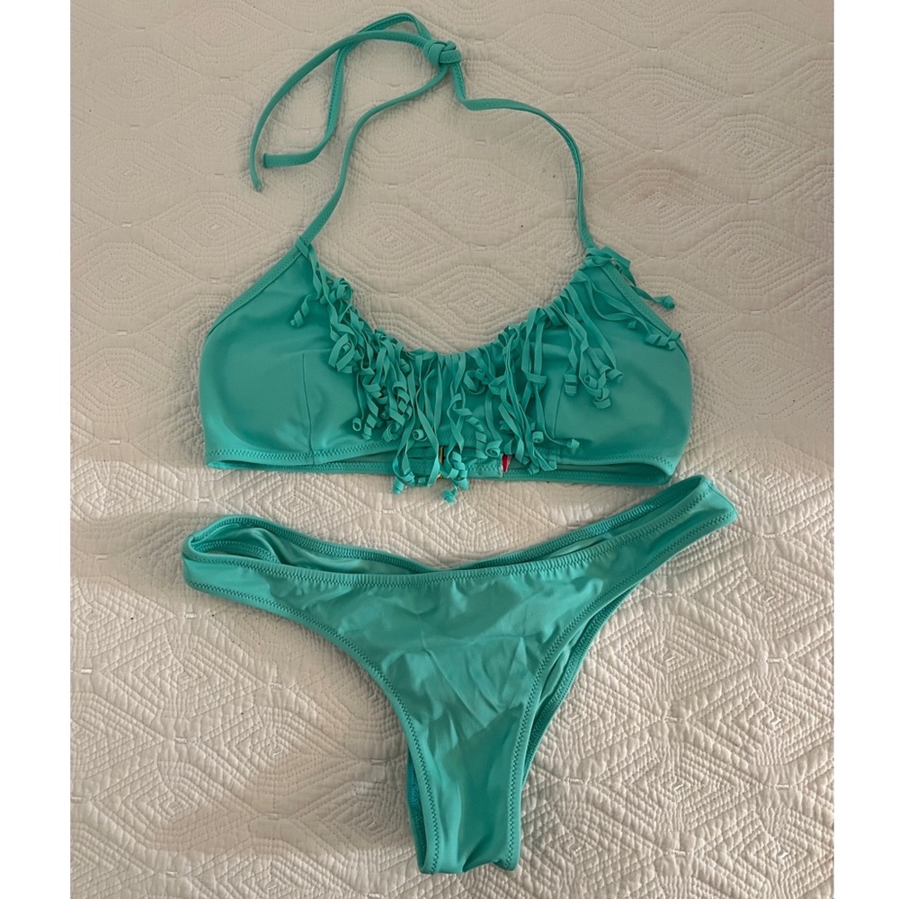 Victoria’s Secret Bikini Set